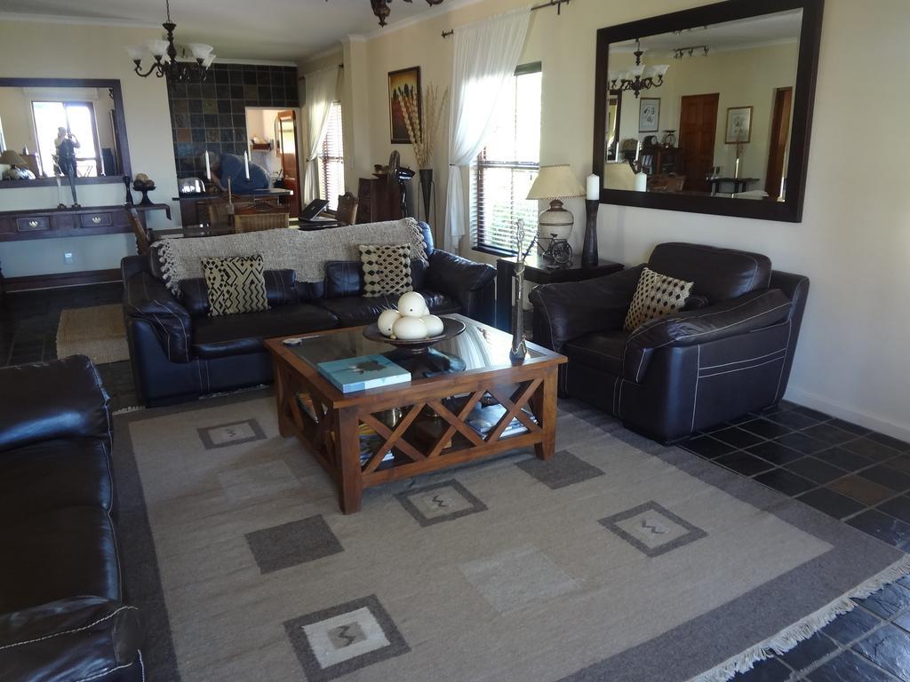Harrisons House Hotel Langebaan Exterior foto