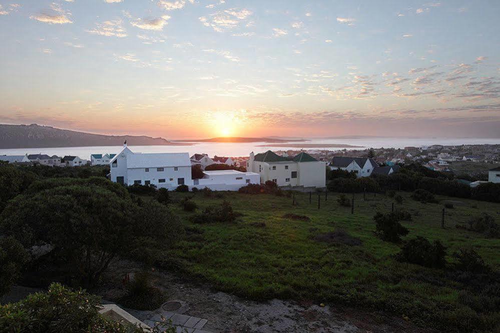 Harrisons House Hotel Langebaan Exterior foto
